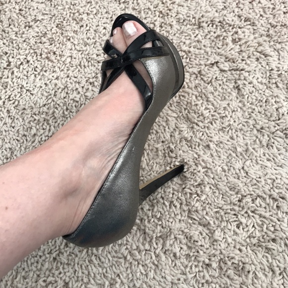 Hematite and black latex open toe with crisscross Black latex, Platform heels - Picture 17 of 17